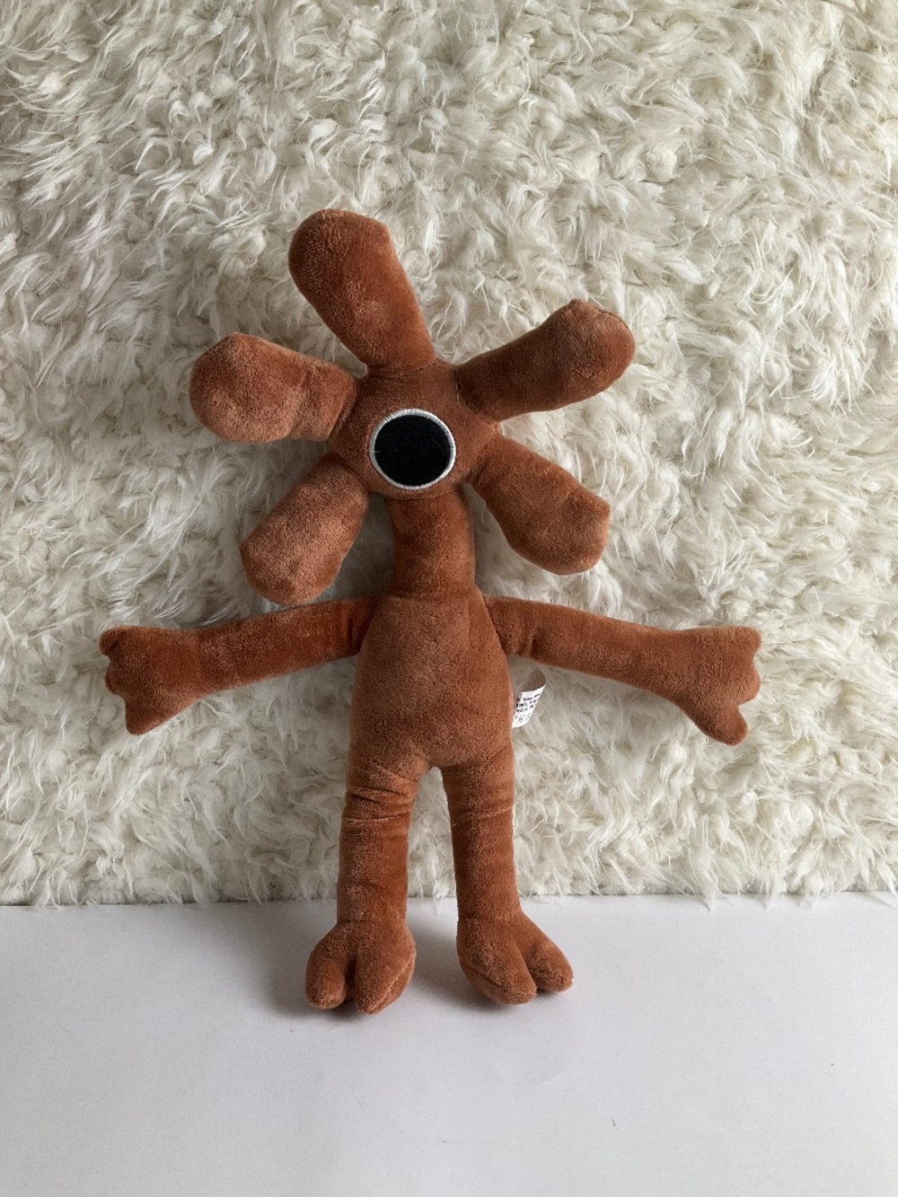 RAINBOW FRIENDS SEEK STUFFED PLUSH TOY/STUFFED ANIMAL!